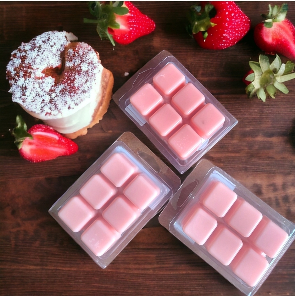 Strawberry Shortcake Soy Wax Melting Tarts